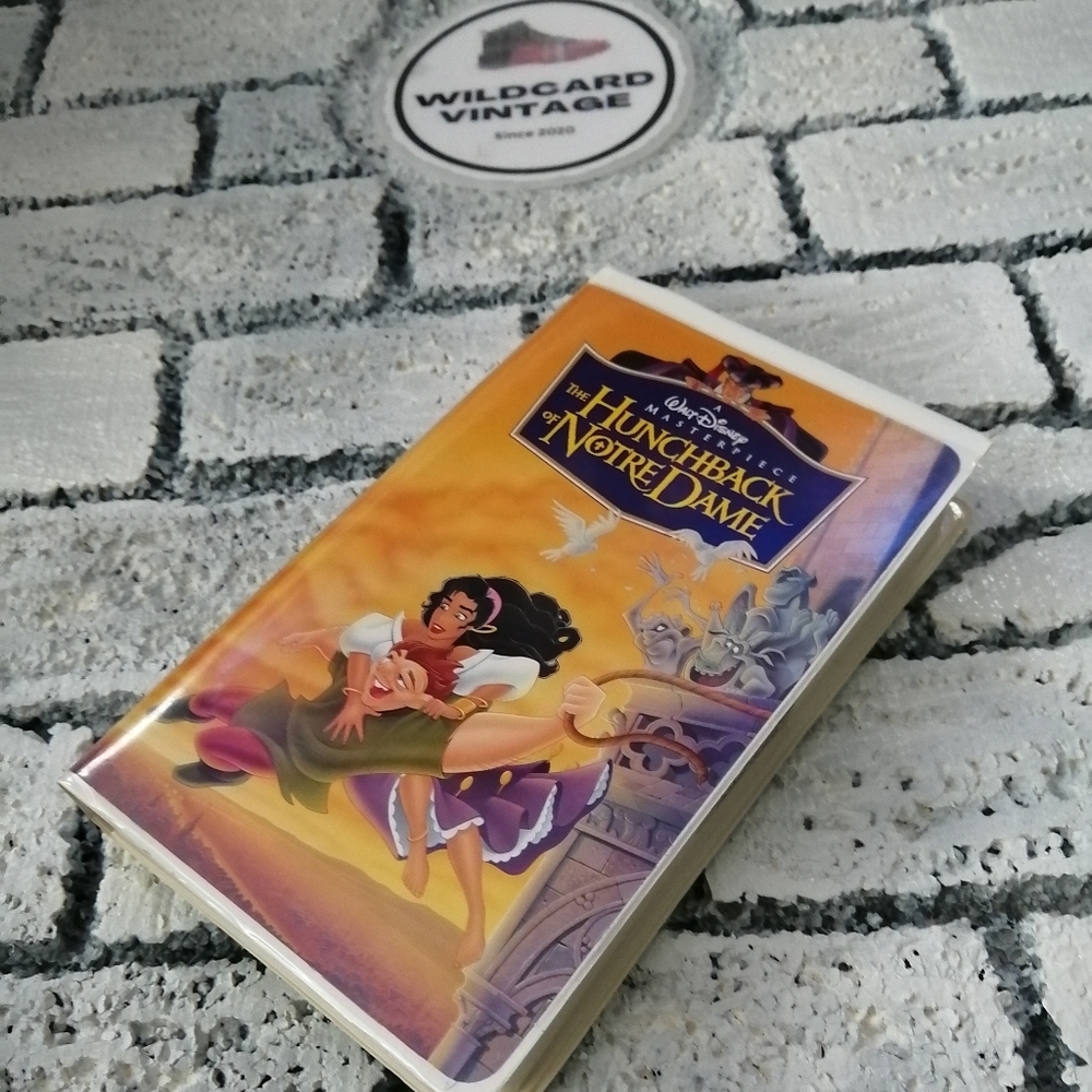 VHS -  The Hunchback of Notre Dame STILL SEALED